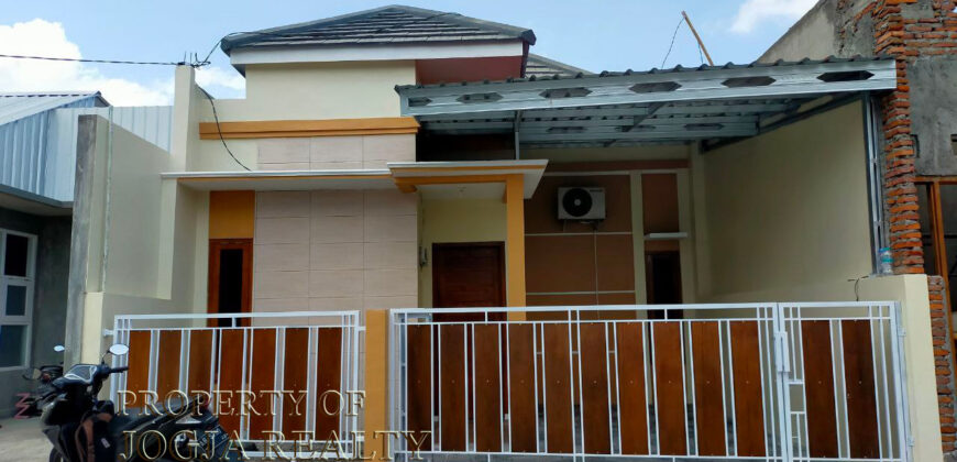 RUMAH DIJUAL DI TAMANAN BANGUNTAPAN JOGJA DEKAT KAMPUS