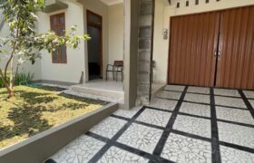 Rumah Dijual Sleman, Bagus Luas Semi Furnished Di Utara Candi Sambisari, Purwomartani