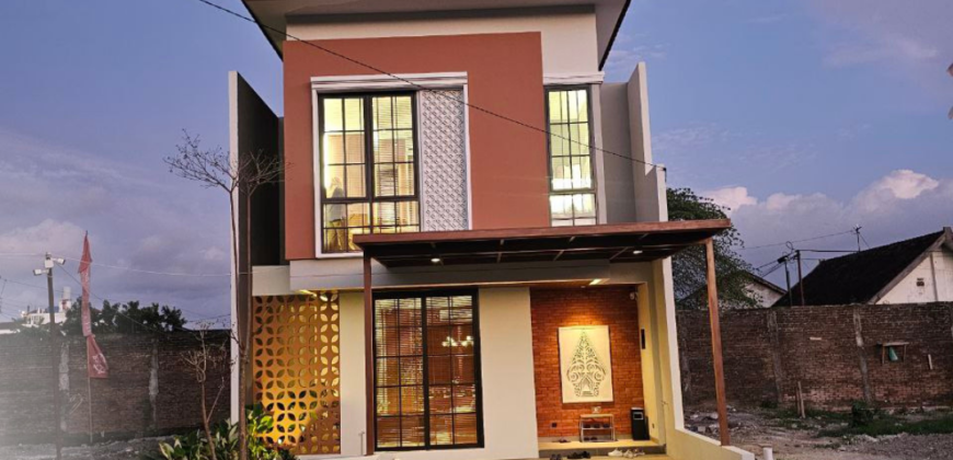 Rumah Mewah Jogja SHM Cluster One Gate Security Pusat Kota Jogja Dekat Malioboro Ada Private Pool di Kota Yogyakarta