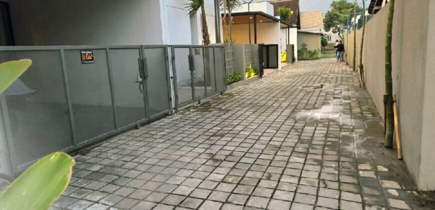 Rumah Jogja Baru Modern Kontemporer Full Furnished Taraman Jalan Kaliurang Km 10 Sleman Yogyakarta