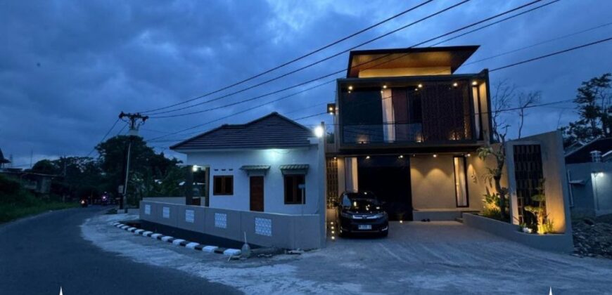 Rumah Mewah Dijual di Jogja Fully Furnished di Wedomartani Sleman dengan View Sawah Hijau