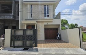 Rumah Mewah Jogja Modern Tropis Luas Lega SHM di Purwomartani Kalasan Sleman Yogyakarta