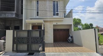 Rumah Mewah Jogja Modern Tropis Luas Lega SHM di Purwomartani Kalasan Sleman Yogyakarta