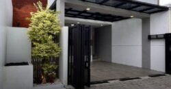 Rumah Dijual Jogja Estetik Industrial Modern Semi Furnished Jalan Kaliurang Km 13 Dekat UII di Ngaglik Sleman Yogyakarta