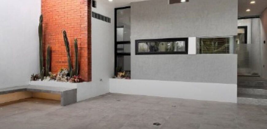 Rumah Dijual Jogja Estetik Industrial Modern Semi Furnished Jalan Kaliurang Km 13 Dekat UII di Ngaglik Sleman Yogyakarta