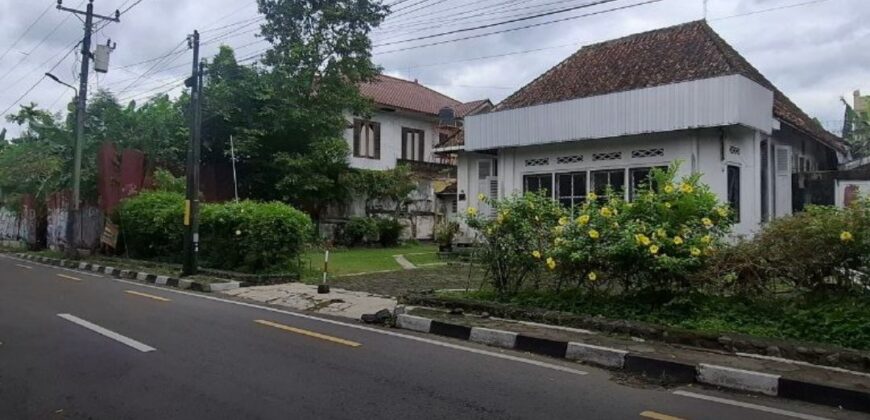 Rumah Jogja Gaya Asli Kolonial Belanda Di Area Premium Kotabaru Kota Yogyakarta
