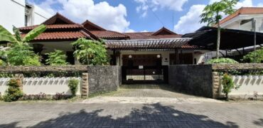 Rumah Dijual Jogja Gaya Jawa Klasik Mewah dan Berwibawa Di Area Pogung Dalam Ringroad Manggung Caturtunggal Sleman Yogyakarta