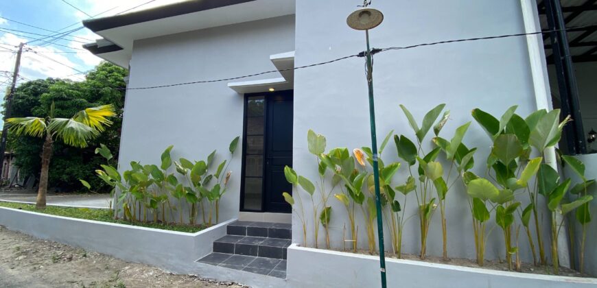 Rumah Dijual Jogja Estetik Murah 500 Jutaan Dekat Kampus UMY dan Desa Wisata Kasongan di Bangunjiwo Kasihan Bantul Yogyakarta