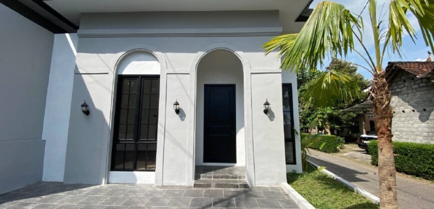 Rumah Dijual Jogja Estetik Murah 500 Jutaan Dekat Kampus UMY dan Desa Wisata Kasongan di Bangunjiwo Kasihan Bantul Yogyakarta