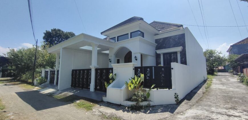 Dijual Rumah Jogja Klasik Modern Mewah Di Jakal km 13 Jogja Dekat PPPG Kesenian Ngaglik Sleman Yogyakarta