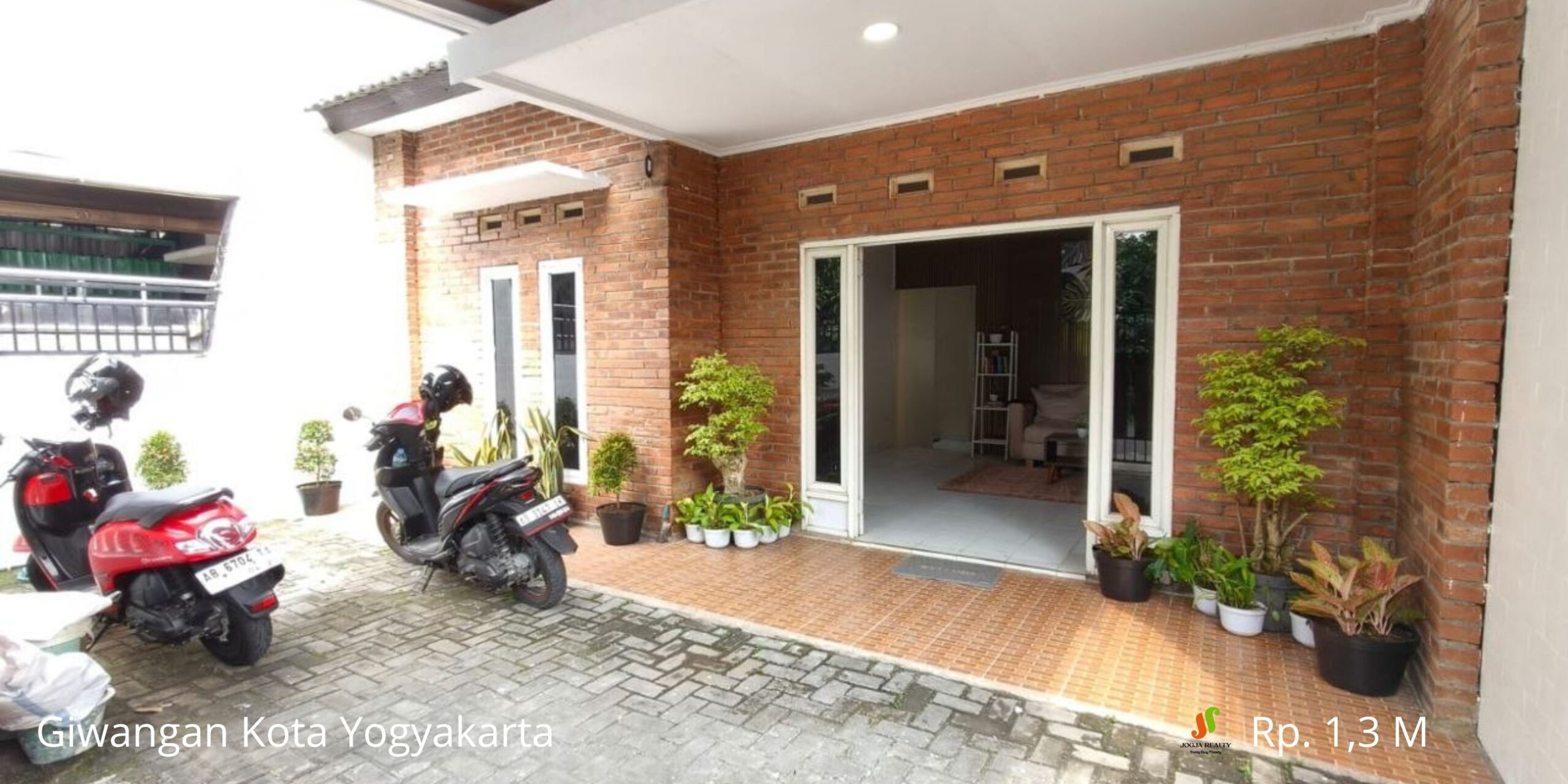 Rumah Dijual Jogja Kota Cantik Furnished SHM di Giwangan Umbulharjo Kodya Yogyakarta