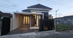 Rumah Dijual Jogja Baru Modern Tropis Furnished Dekat Sambisari dan Gerbang Tol Purwomartani Kalasan Sleman Yogyakarta