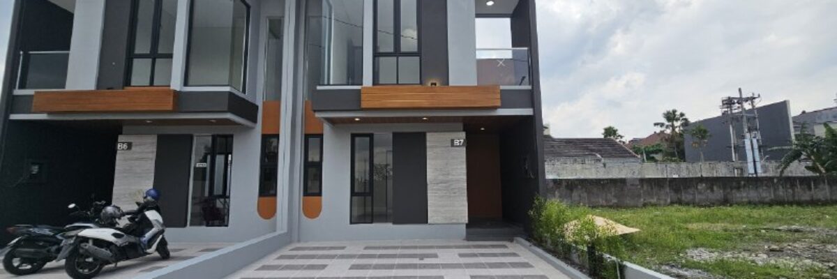 Rumah Mewah Jogja Murah Perumahan Cluster Dekat Al Azhar dan Kampus UGM Jl Kaliurang Km 7 Condongcatur Depok Sleman Yogyakarta