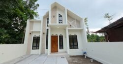 Rumah Dijual Jogja Cantik Adem Untuk Keluarga Muda Harmonis di Balecatur Gamping Sleman Yogyakarta