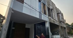 Kost Dijual Jogja Eksklusif Furnished 10 Kamar Selatan Kampus UII Jl Kaliurang Km 12 Sardonoharjo Ngaglik Sleman Yogyakarta