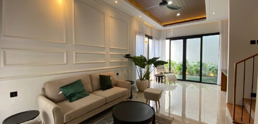 Rumah Mewah Dijual di Jogja Furnished Private Pool Posisi Hook di Palagan Sariharjo Sleman Yogyakarta