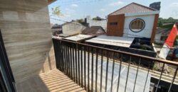 Rumah Mewah Dijual di Jogja Furnished Private Pool Posisi Hook di Palagan Sariharjo Sleman Yogyakarta