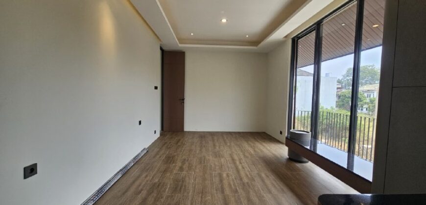 Rumah Mewah Dijual di Jogja Modern Tropis Semi Furnished Dekat Stadion Maguwoharjo Wedomartani Ngemplak Sleman