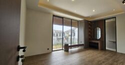 Rumah Mewah Dijual di Jogja Modern Tropis Semi Furnished Dekat Stadion Maguwoharjo Wedomartani Ngemplak Sleman