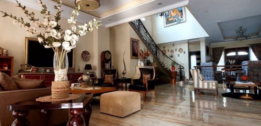 Rumah Mewah Jogja Dijual di Bawah Harga Pasar Lokasi Strategis Dekat Cafe dan Kuliner Jalan Palagan km 8 Sariharjo Ngaglik Sleman Yogyakarta