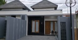 Dijual Rumah Jogja Cantik Modern Tropis Furnished Murah Dekat Kampus UII Jl Kaliurang Km 13,5 Sukoharjo Ngaglik Sleman Yogyakarta