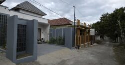 Dijual Rumah Jogja Cantik Modern Tropis Furnished Murah Dekat Kampus UII Jl Kaliurang Km 13,5 Sukoharjo Ngaglik Sleman Yogyakarta