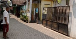Kost Dijual Jogja Strategis 8 Kamar SHM 1,8 M Dekat UII Jalan Kaliurang km 14 Ngaglik Sleman Yogyakarta