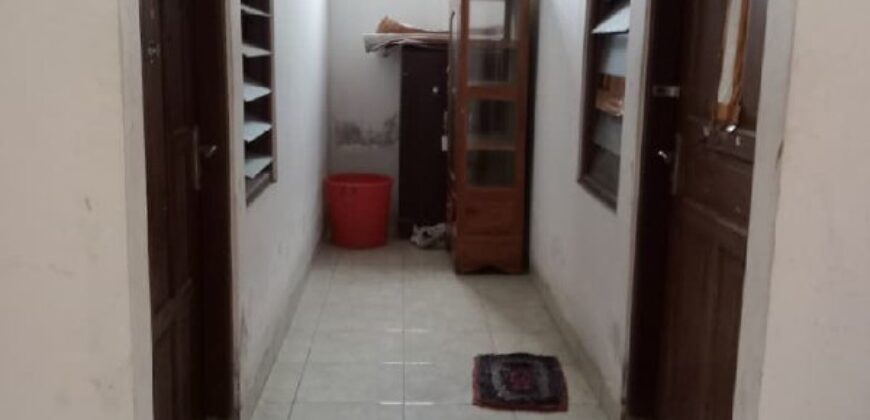 Kost Dijual Jogja Strategis 8 Kamar SHM 1,8 M Dekat UII Jalan Kaliurang km 14 Ngaglik Sleman Yogyakarta