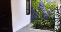 Rumah Jogja Dengan Taman dan Kolam Ikan Dalam Perumahan Dekat Stadion Maguwoharjo di Wedomartani Ngemplak Sleman Yogyakarta