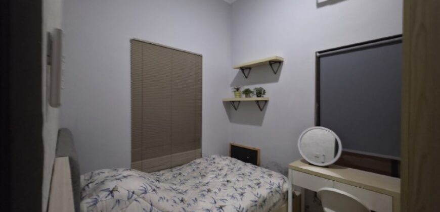 Rumah Dijual Jogja Cantik Furnished Dekat Sate Ratu dan Perumahan Bale Hinggil Jl Kaliurang Km 8,5 Tiyasan Condongcatur Depok Sleman Yogyakarta