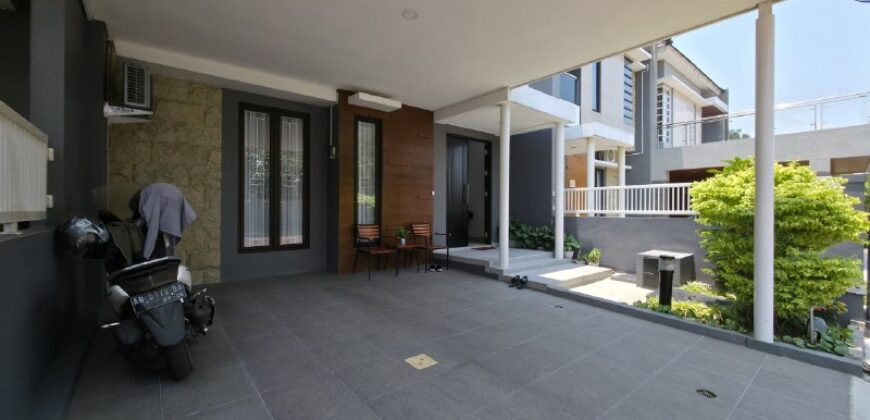 Rumah Mewah Jogja Furnished Perumahan Cluster Elit Dekat Bandara Adisucipto dan Gerbang Tol Purwomartani Kalasan Sleman
