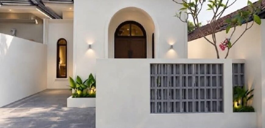 Rumah Jogja Mewah Klasik 2 Unit Premium Dekat SD Model di Wedomartani Ngemplak Sleman Yogyakarta