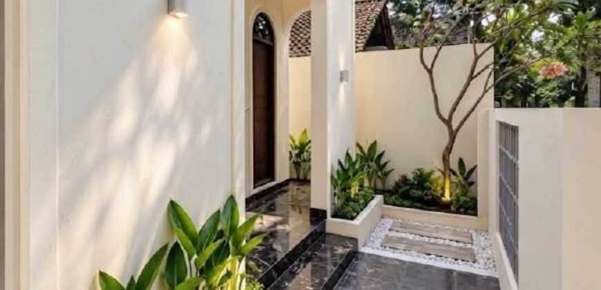 Rumah Jogja Mewah Klasik 2 Unit Premium Dekat SD Model di Wedomartani Ngemplak Sleman Yogyakarta