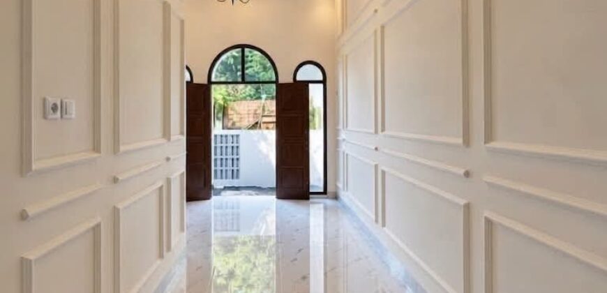 Rumah Jogja Mewah Klasik 2 Unit Premium Dekat SD Model di Wedomartani Ngemplak Sleman Yogyakarta