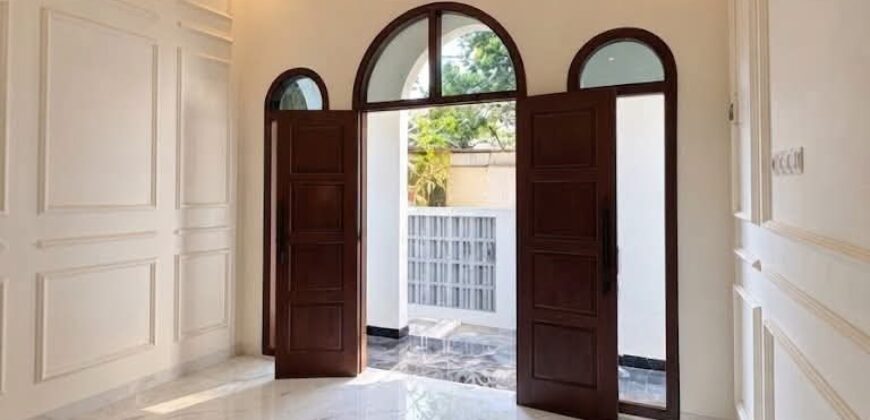 Rumah Jogja Mewah Klasik 2 Unit Premium Dekat SD Model di Wedomartani Ngemplak Sleman Yogyakarta