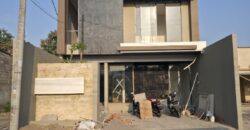 Rumah Mewah Jogja Private Swimming Pool Dekat Bandara Adisucipto dan Gerbang Tol Purwomartani Kalasan Sleman Yogyakarta