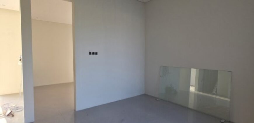 Rumah Mewah Jogja Private Swimming Pool Dekat Bandara Adisucipto dan Gerbang Tol Purwomartani Kalasan Sleman Yogyakarta