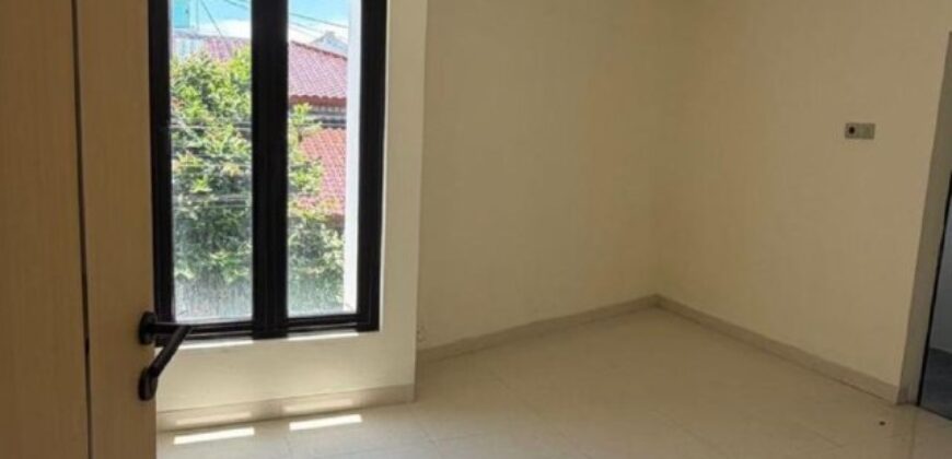 Rumah Dijual Jogja Minimalis Modern Siap Huni Dalam Perumahan Candi Gebang Wedomartani Ngemplak Sleman Yogyakarta