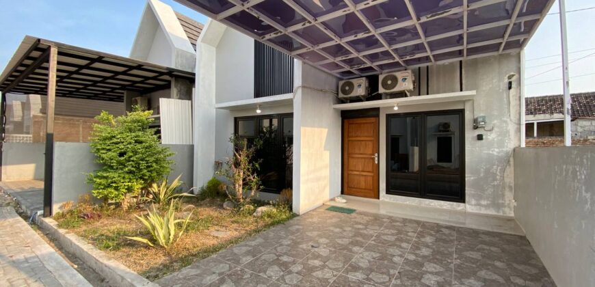 Rumah Jogja Baru Scandinavian Modern Murah Dalam Perumahan Dekat Kampus UII di Sinduharjo Ngaglik Sleman Yogyakarta