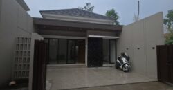 Rumah Jogja Cantik Modern Tropis Mini Cluster Dekat Tol Purwomartani dan Kampus UPN Maguwoharjo Depok Sleman Yogyakarta