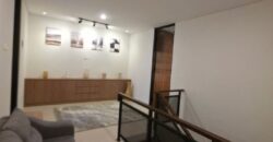 Rumah Mewah Jogja Modern Kontemporer Furnished SHM 1,75 M Halaman Luas Dekat Budi Mulia Dua Wedomartani Ngemplak Sleman