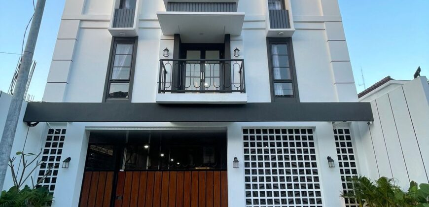 Kost Dijual Jogja Super Eksklusif Sangat Strategis 30 Kamar Dekat UGM UNY di Pogung Sinduadi Mlati Sleman Yogyakarta
