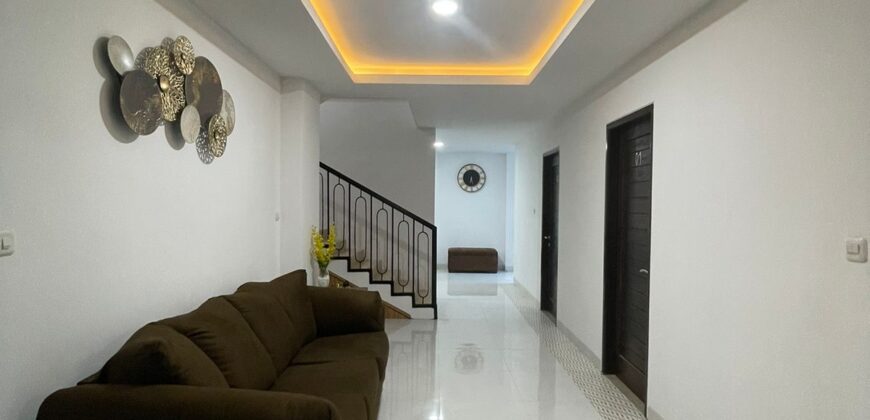 Kost Dijual Jogja Super Eksklusif Sangat Strategis 30 Kamar Dekat UGM UNY di Pogung Sinduadi Mlati Sleman Yogyakarta